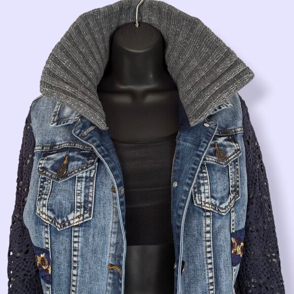 Desigual Embroidered Exotic Denim Jacket - Picture 3 of 11